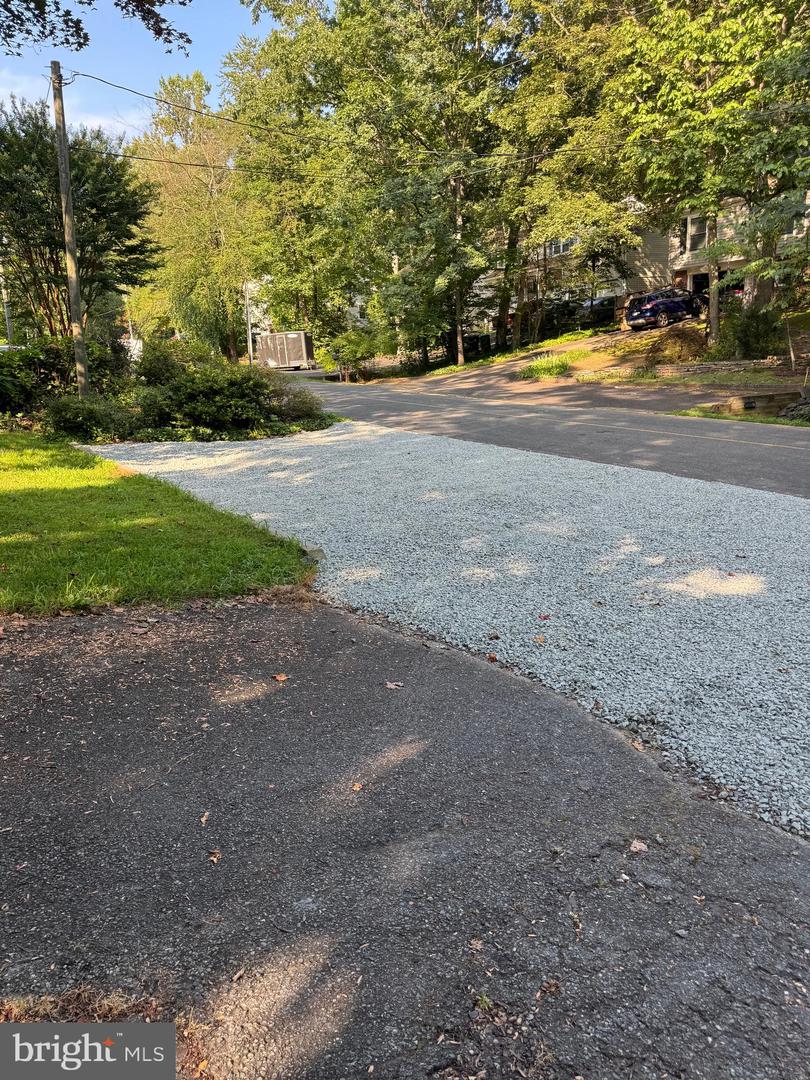 2036 COAST GUARD DR, STAFFORD, Virginia 22554, 4 Bedrooms Bedrooms, 15 Rooms Rooms,3 BathroomsBathrooms,Residential,For sale,2036 COAST GUARD DR,VAST2041320 MLS # VAST2041320