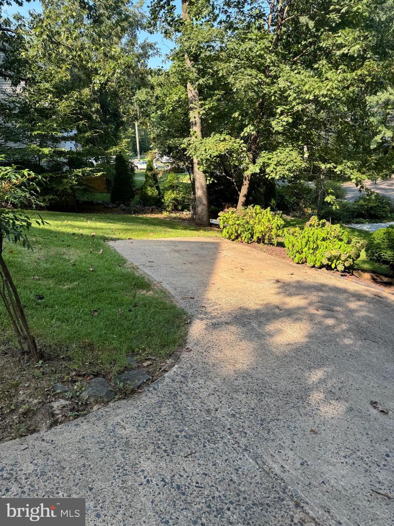 2036 COAST GUARD DR, STAFFORD, Virginia 22554, 4 Bedrooms Bedrooms, 15 Rooms Rooms,3 BathroomsBathrooms,Residential,For sale,2036 COAST GUARD DR,VAST2041320 MLS # VAST2041320