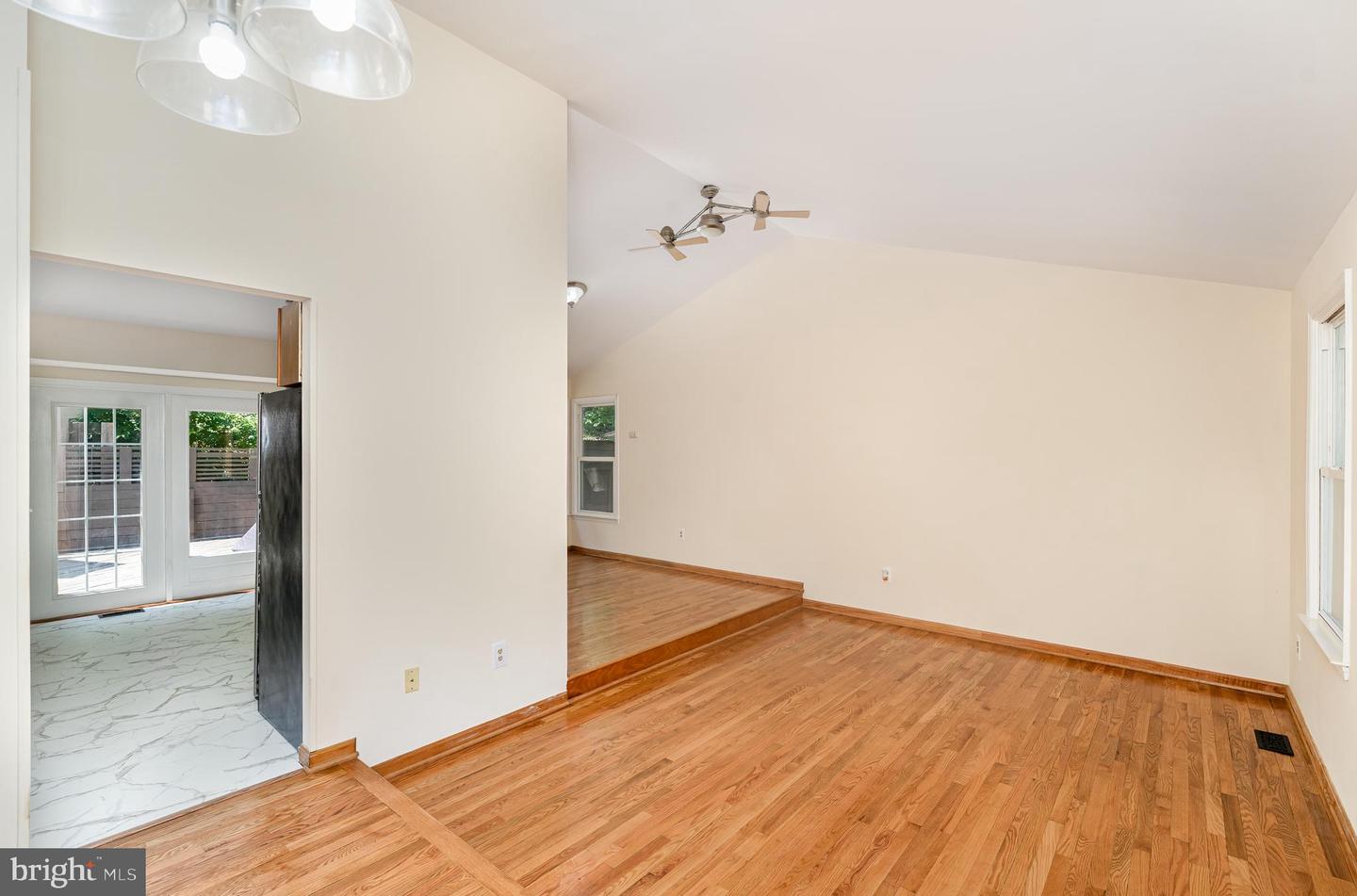2036 COAST GUARD DR, STAFFORD, Virginia 22554, 4 Bedrooms Bedrooms, 15 Rooms Rooms,3 BathroomsBathrooms,Residential,For sale,2036 COAST GUARD DR,VAST2041320 MLS # VAST2041320