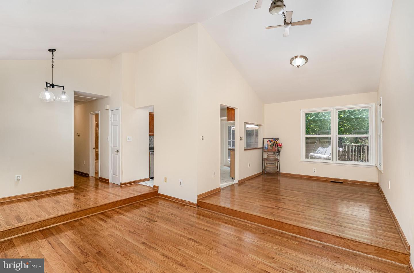 2036 COAST GUARD DR, STAFFORD, Virginia 22554, 4 Bedrooms Bedrooms, 15 Rooms Rooms,3 BathroomsBathrooms,Residential,For sale,2036 COAST GUARD DR,VAST2041320 MLS # VAST2041320
