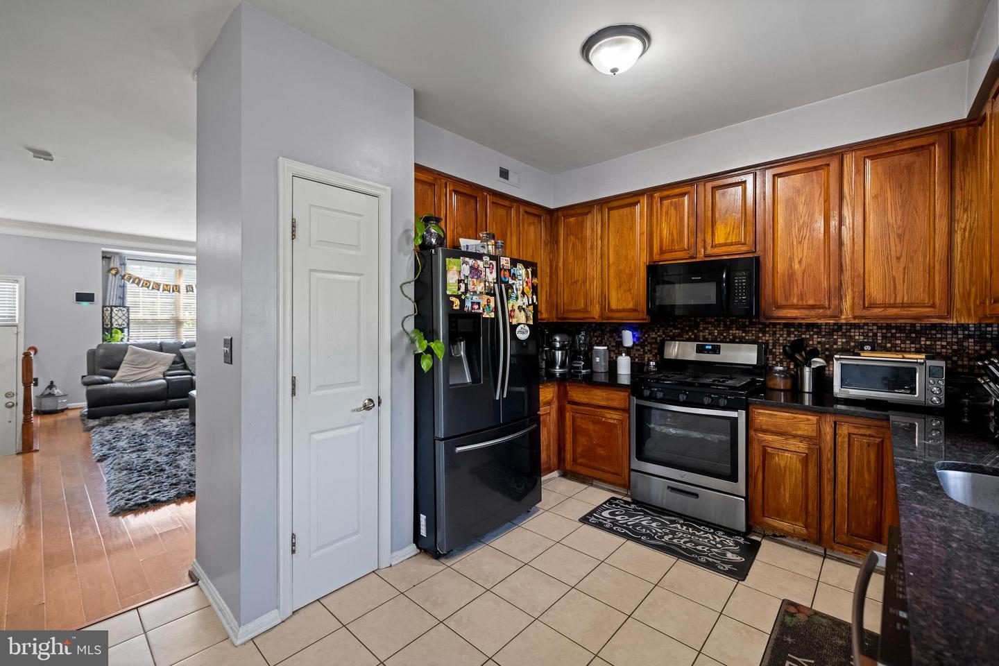 15293 BRAZIL CIR, WOODBRIDGE, Virginia 22193, 3 Bedrooms Bedrooms, ,2 BathroomsBathrooms,Residential,For sale,15293 BRAZIL CIR,VAPW2100402 MLS # VAPW2100402