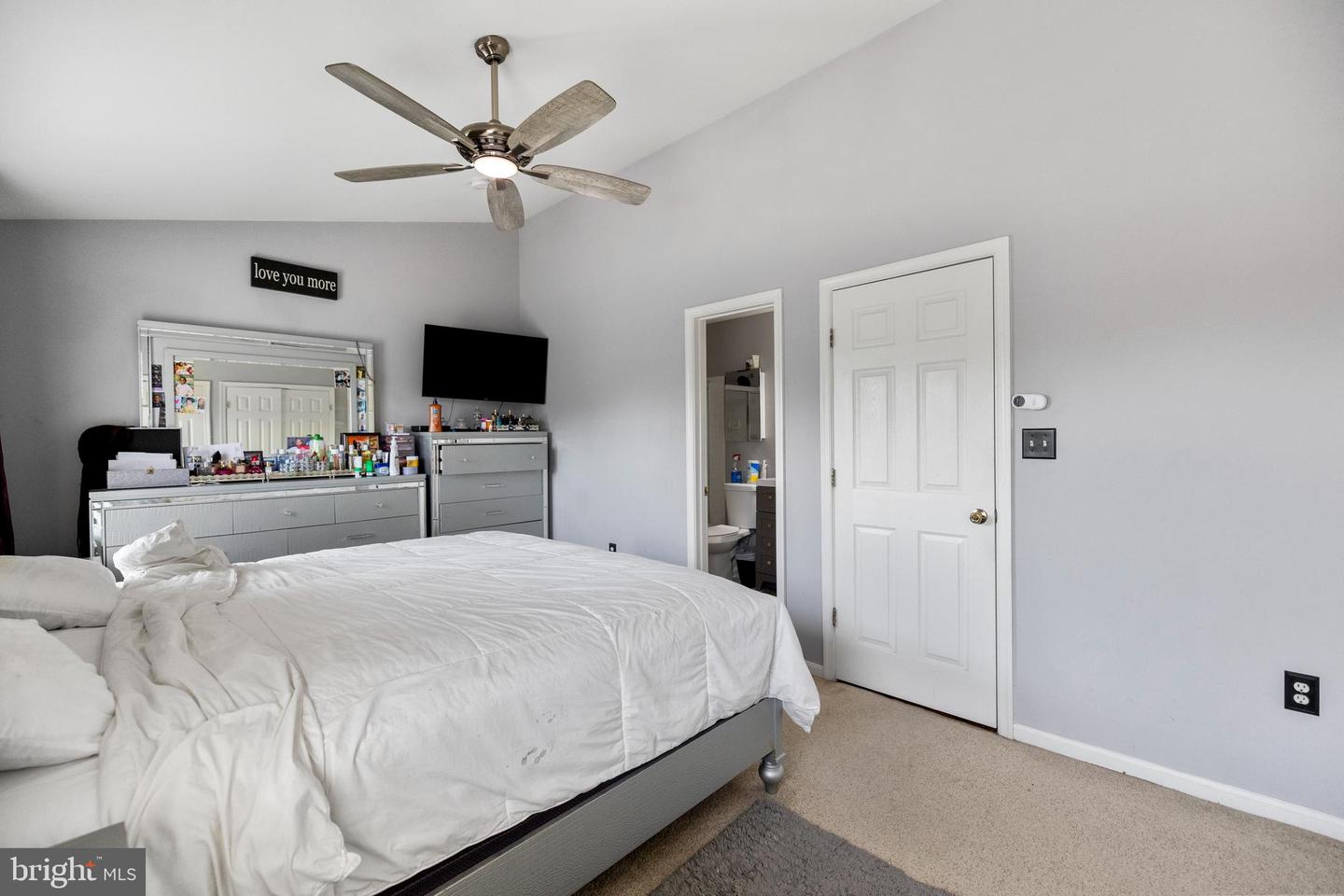 15293 BRAZIL CIR, WOODBRIDGE, Virginia 22193, 3 Bedrooms Bedrooms, ,2 BathroomsBathrooms,Residential,For sale,15293 BRAZIL CIR,VAPW2100402 MLS # VAPW2100402