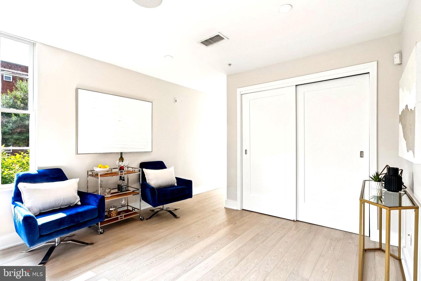 1701 16TH ST N #352, ARLINGTON, Virginia 22209, 1 Bedroom Bedrooms, ,1 BathroomBathrooms,Residential,For sale,1701 16TH ST N #352,VAAR2061620 MLS # VAAR2061620