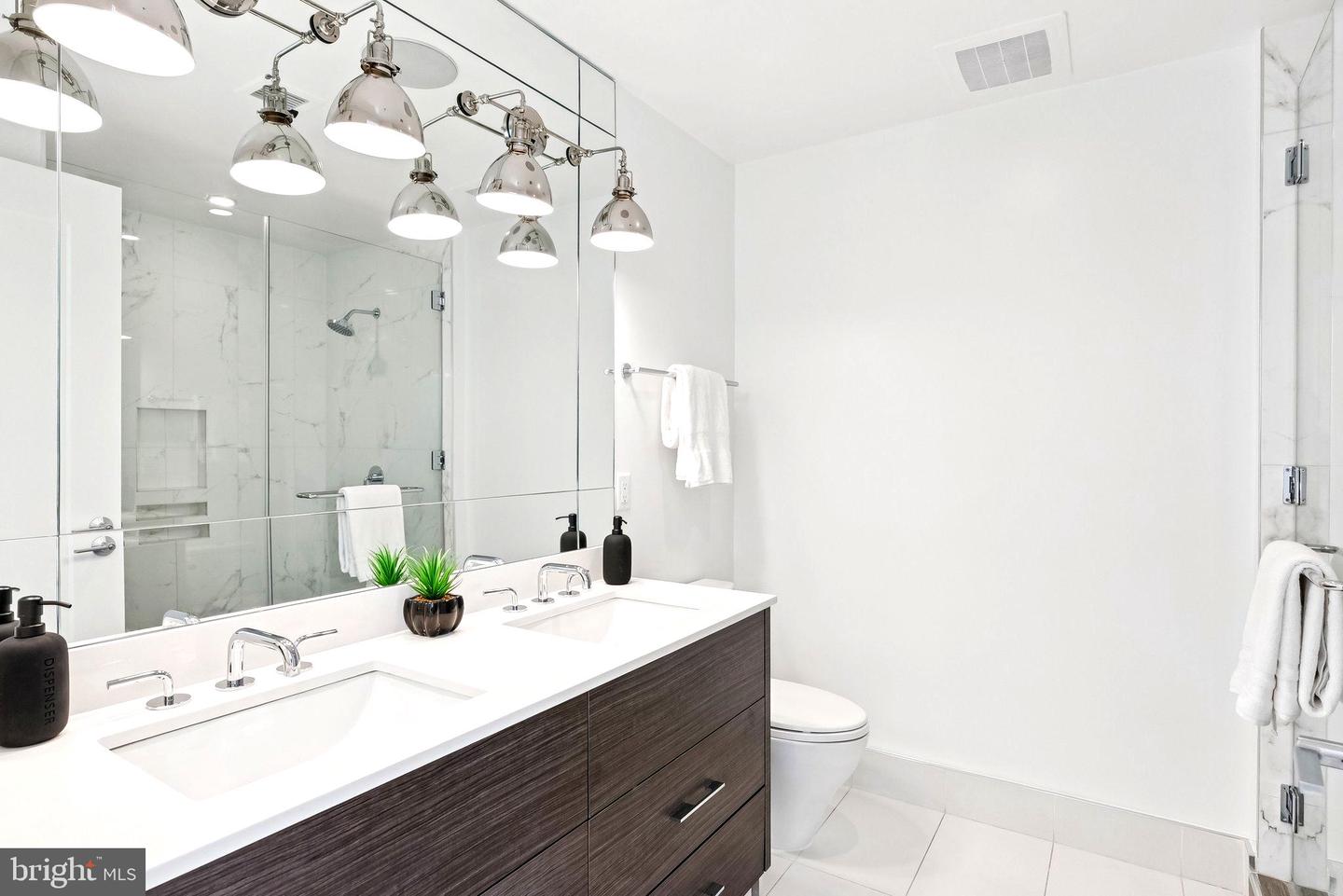 1701 16TH ST N #352, ARLINGTON, Virginia 22209, 1 Bedroom Bedrooms, ,1 BathroomBathrooms,Residential,For sale,1701 16TH ST N #352,VAAR2061620 MLS # VAAR2061620