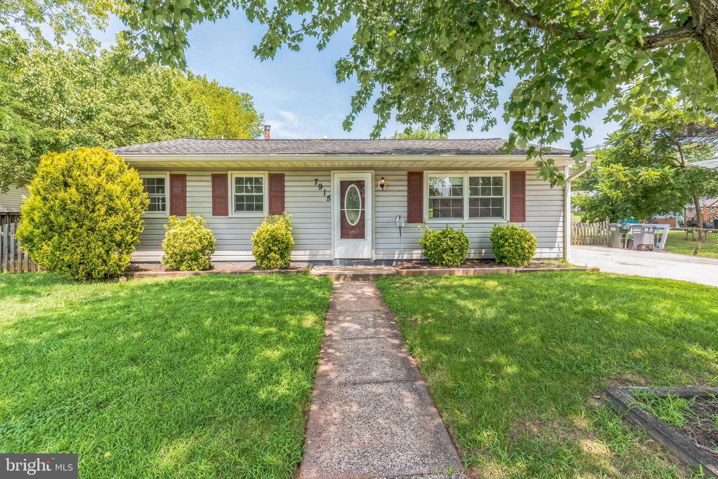 7915 MANASSAS DR, MANASSAS, Virginia 20111, 3 Bedrooms Bedrooms, ,1 BathroomBathrooms,Residential,For sale,7915 MANASSAS DR,VAPW2100406 MLS # VAPW2100406