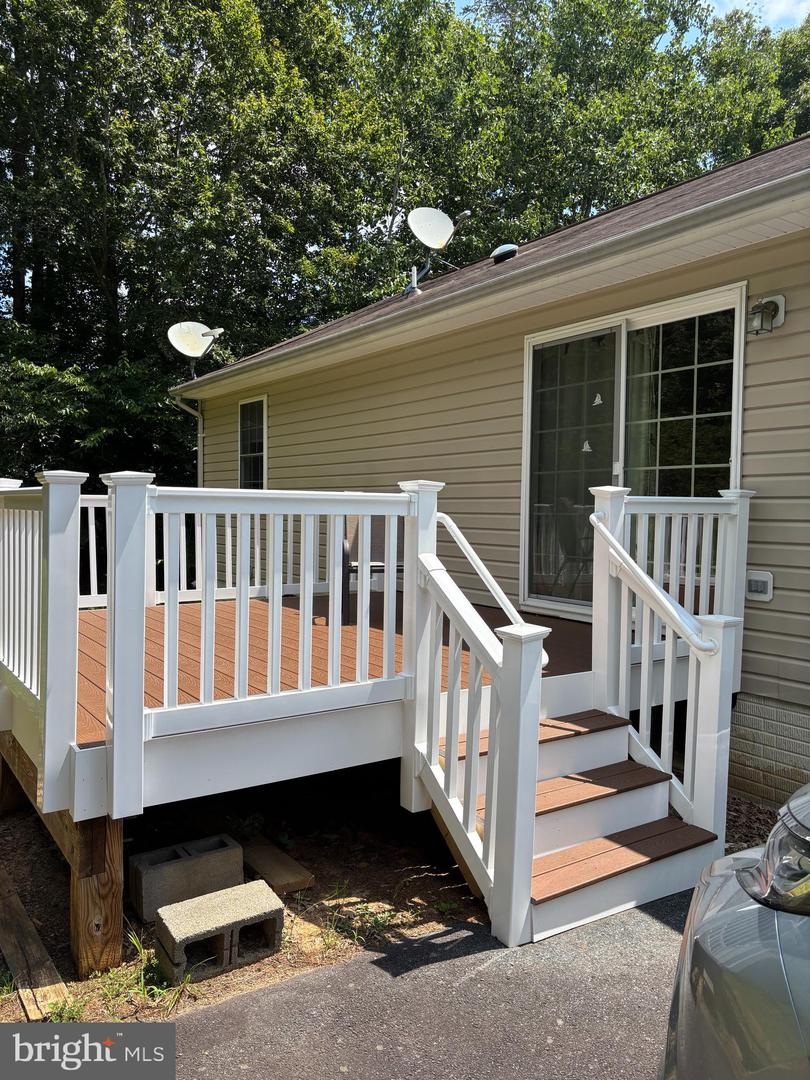 100 QUARRY RD, STAFFORD, Virginia 22554, 3 Bedrooms Bedrooms, 7 Rooms Rooms,2 BathroomsBathrooms,Residential,For sale,100 QUARRY RD,VAST2041322 MLS # VAST2041322