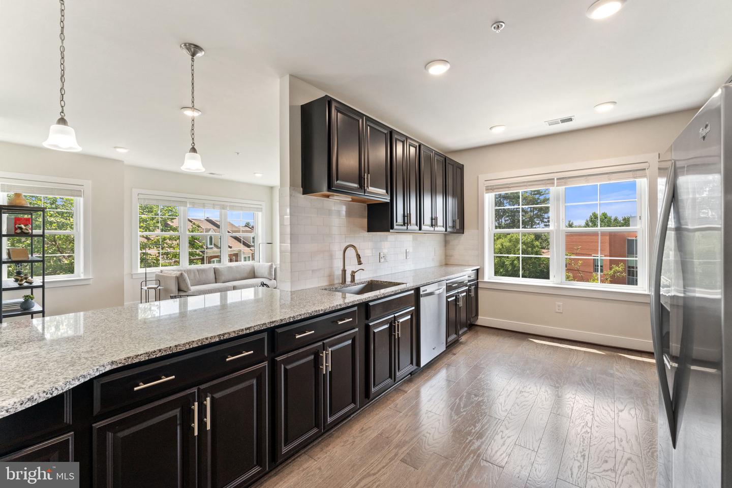 9523 BASTILLE ST #305, FAIRFAX, Virginia 22031, 2 Bedrooms Bedrooms, 5 Rooms Rooms,2 BathroomsBathrooms,Residential,For sale,9523 BASTILLE ST #305,VAFX2258556 MLS # VAFX2258556