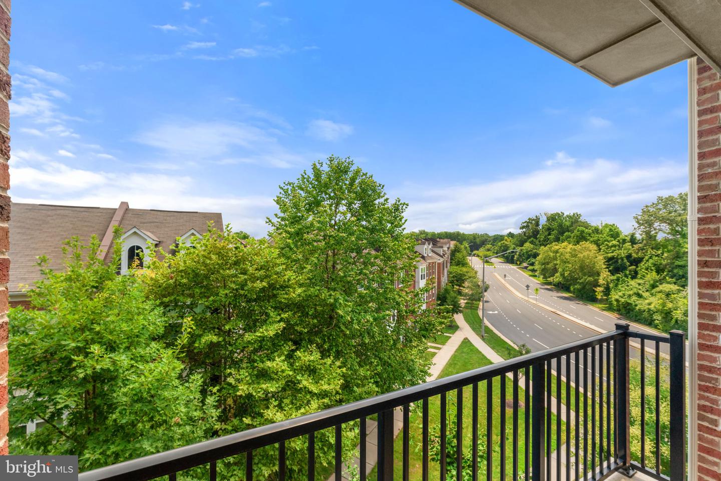 9523 BASTILLE ST #305, FAIRFAX, Virginia 22031, 2 Bedrooms Bedrooms, 5 Rooms Rooms,2 BathroomsBathrooms,Residential,For sale,9523 BASTILLE ST #305,VAFX2258556 MLS # VAFX2258556