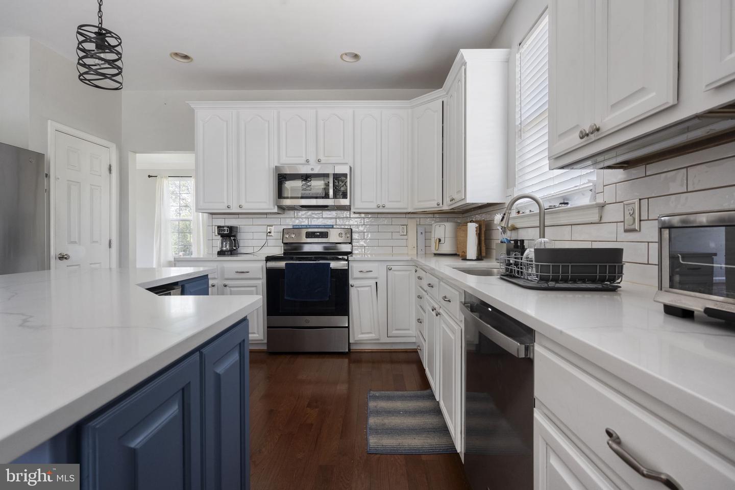 608 TALMADGE CT SE, LEESBURG, Virginia 20175, 4 Bedrooms Bedrooms, 8 Rooms Rooms,3 BathroomsBathrooms,Residential,For sale,608 TALMADGE CT SE,VALO2103558 MLS # VALO2103558