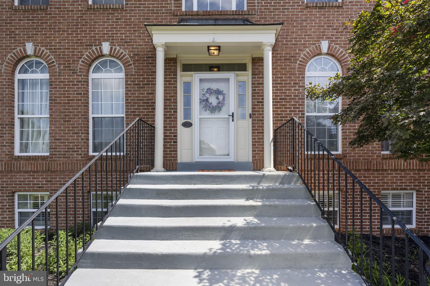 608 TALMADGE CT SE, LEESBURG, Virginia 20175, 4 Bedrooms Bedrooms, 8 Rooms Rooms,3 BathroomsBathrooms,Residential,For sale,608 TALMADGE CT SE,VALO2103558 MLS # VALO2103558