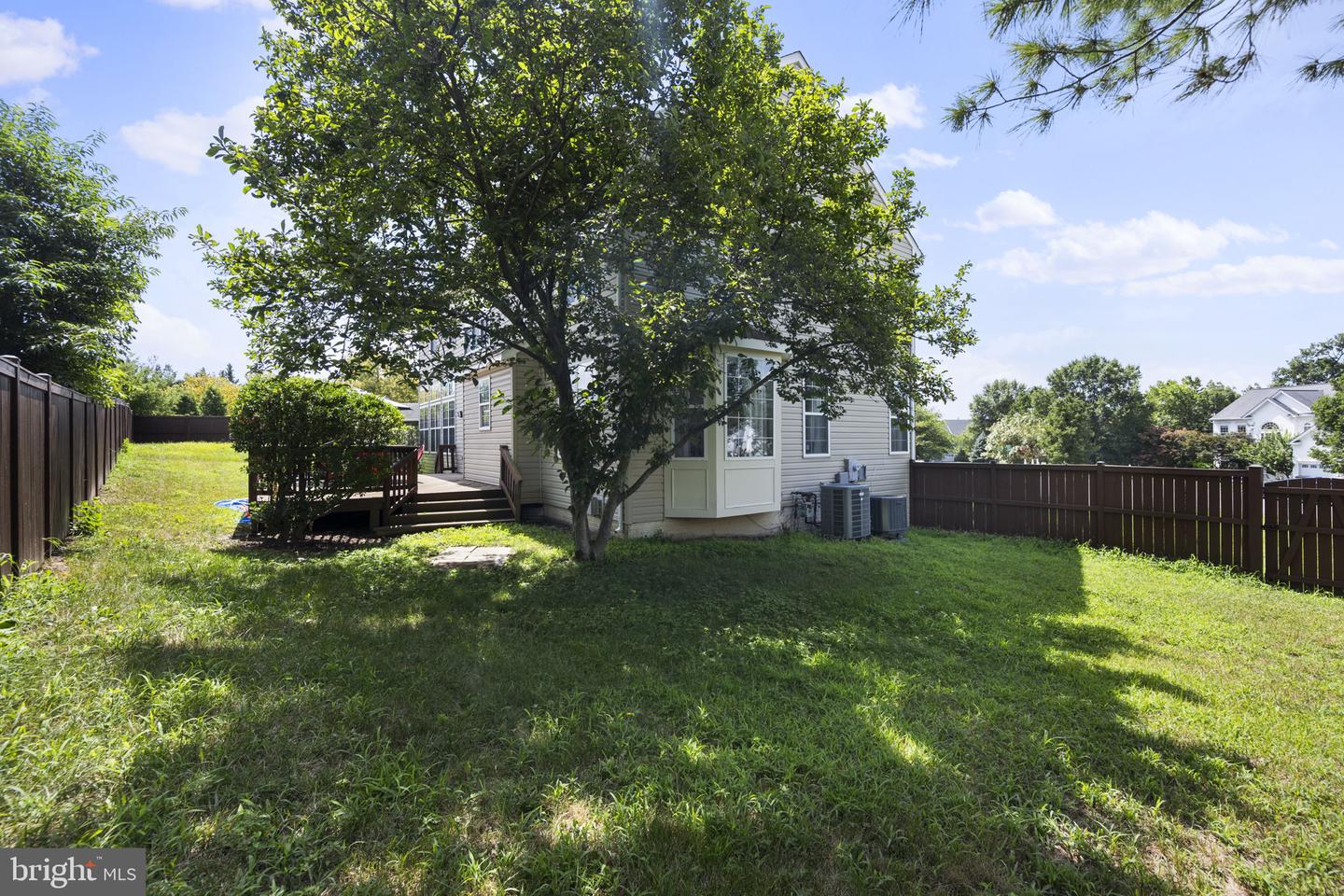 608 TALMADGE CT SE, LEESBURG, Virginia 20175, 4 Bedrooms Bedrooms, 8 Rooms Rooms,3 BathroomsBathrooms,Residential,For sale,608 TALMADGE CT SE,VALO2103558 MLS # VALO2103558