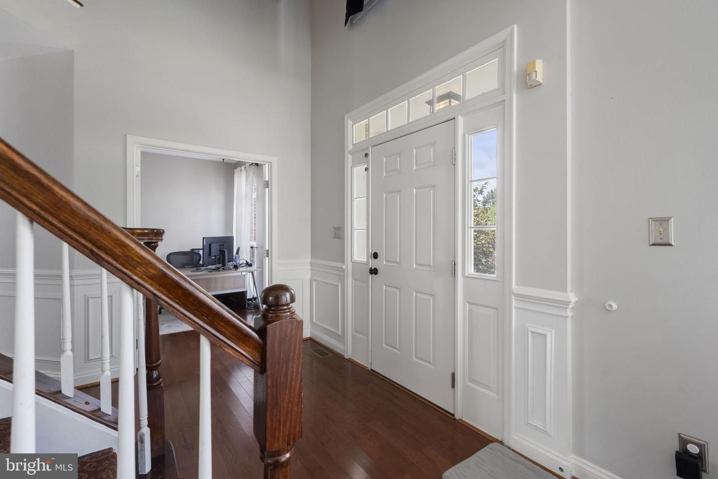 608 TALMADGE CT SE, LEESBURG, Virginia 20175, 4 Bedrooms Bedrooms, 8 Rooms Rooms,3 BathroomsBathrooms,Residential,For sale,608 TALMADGE CT SE,VALO2103558 MLS # VALO2103558