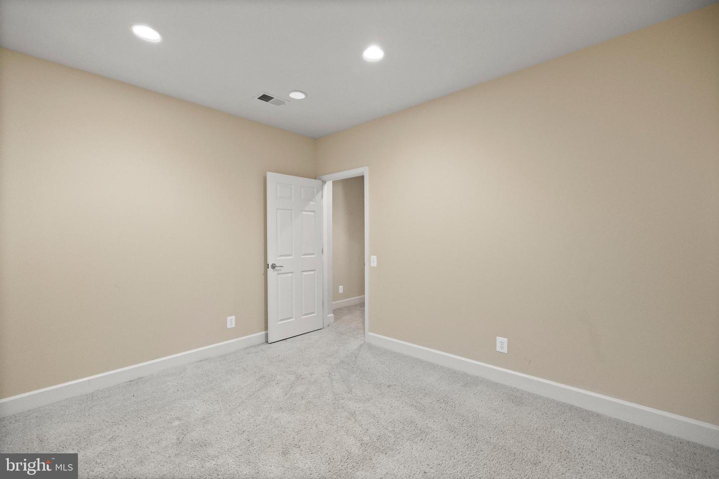 9401 OLD SETTLE CT, MANASSAS, Virginia 20112, 4 Bedrooms Bedrooms, ,3 BathroomsBathrooms,Residential,For sale,9401 OLD SETTLE CT,VAPW2100422 MLS # VAPW2100422