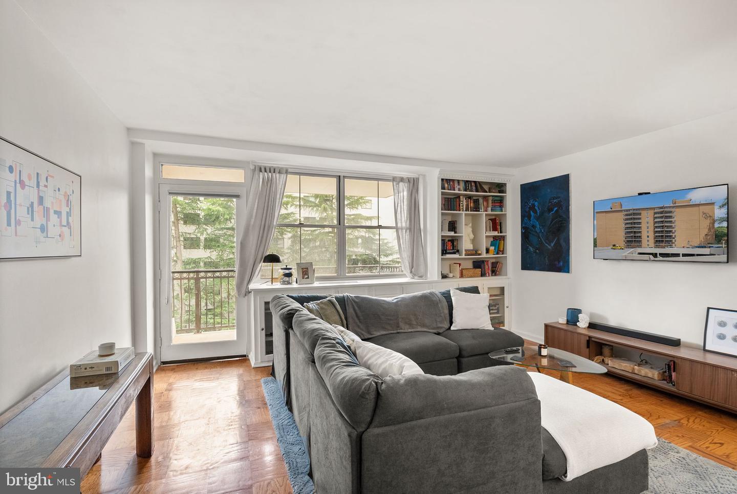 2030 N ADAMS ST #911, ARLINGTON, Virginia 22201, 1 Bedroom Bedrooms, ,1 BathroomBathrooms,Residential,For sale,2030 N ADAMS ST #911,VAAR2061652 MLS # VAAR2061652