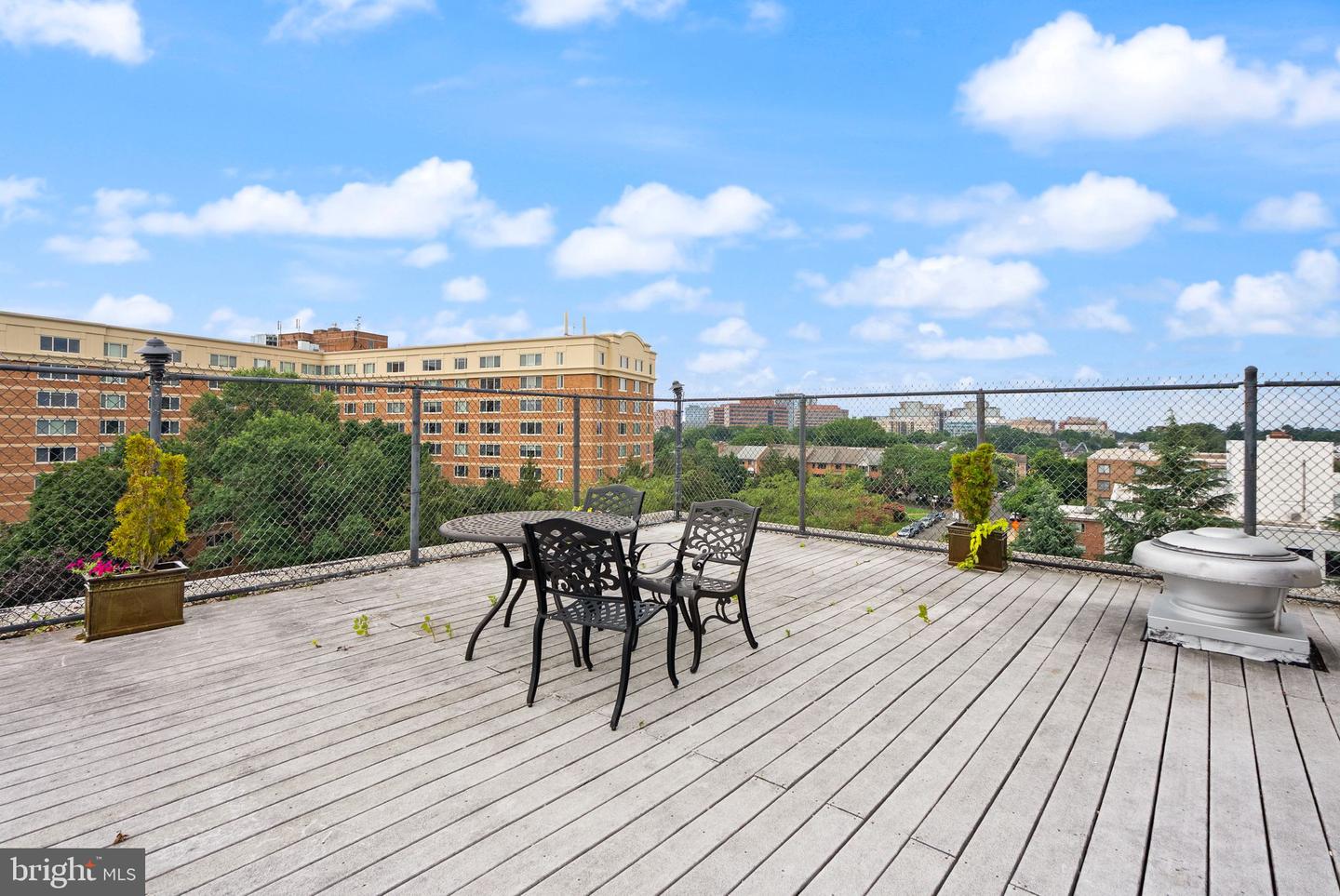 2030 N ADAMS ST #911, ARLINGTON, Virginia 22201, 1 Bedroom Bedrooms, ,1 BathroomBathrooms,Residential,For sale,2030 N ADAMS ST #911,VAAR2061652 MLS # VAAR2061652