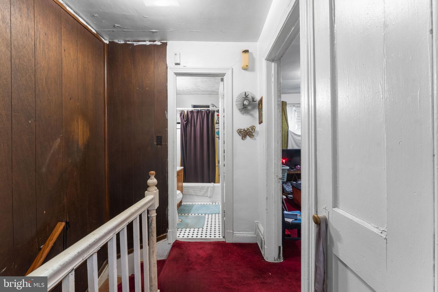 109 CLIFFORD AVE, ALEXANDRIA, Virginia 22305, 2 Bedrooms Bedrooms, ,1 BathroomBathrooms,Residential,For sale,109 CLIFFORD AVE,VAAX2048092 MLS # VAAX2048092