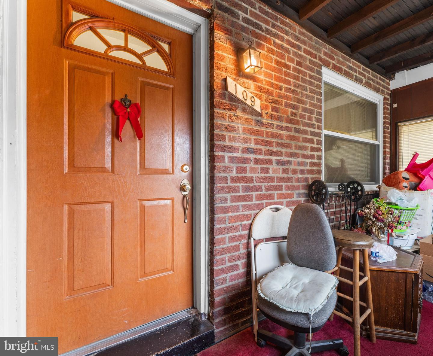 109 CLIFFORD AVE, ALEXANDRIA, Virginia 22305, 2 Bedrooms Bedrooms, ,1 BathroomBathrooms,Residential,For sale,109 CLIFFORD AVE,VAAX2048092 MLS # VAAX2048092