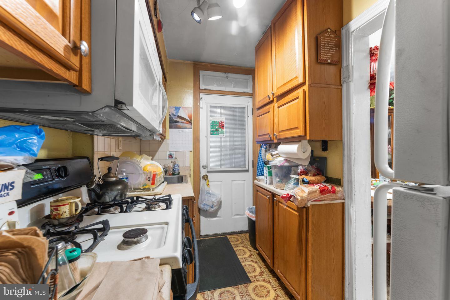 109 CLIFFORD AVE, ALEXANDRIA, Virginia 22305, 2 Bedrooms Bedrooms, ,1 BathroomBathrooms,Residential,For sale,109 CLIFFORD AVE,VAAX2048092 MLS # VAAX2048092