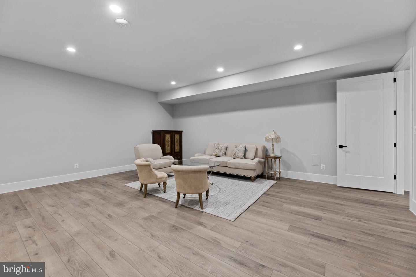 1209 RILEY PRESERVE CT, GREAT FALLS, Virginia 22066, 5 Bedrooms Bedrooms, ,5 BathroomsBathrooms,Residential,For sale,1209 RILEY PRESERVE CT,VAFX2258650 MLS # VAFX2258650