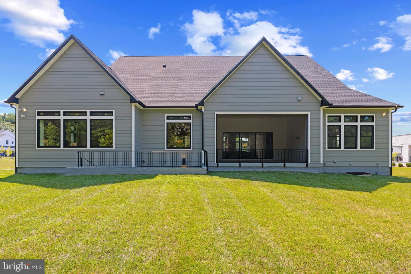 1209 RILEY PRESERVE CT, GREAT FALLS, Virginia 22066, 5 Bedrooms Bedrooms, ,5 BathroomsBathrooms,Residential,For sale,1209 RILEY PRESERVE CT,VAFX2258650 MLS # VAFX2258650