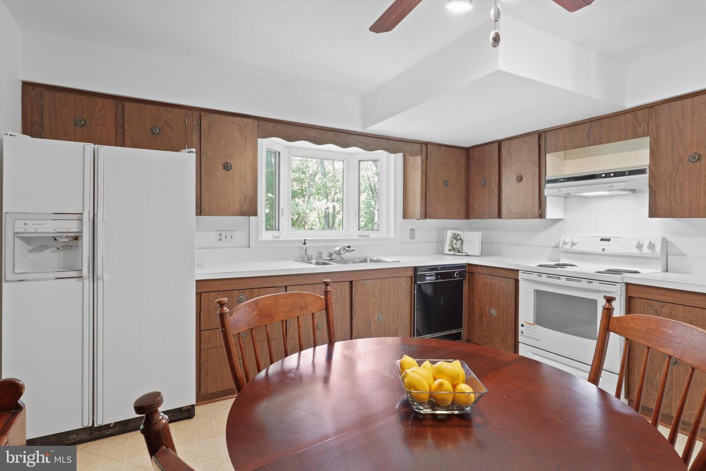 9627 VERDICT DR, VIENNA, Virginia 22181, 4 Bedrooms Bedrooms, ,3 BathroomsBathrooms,Residential,For sale,9627 VERDICT DR,VAFX2258656 MLS # VAFX2258656