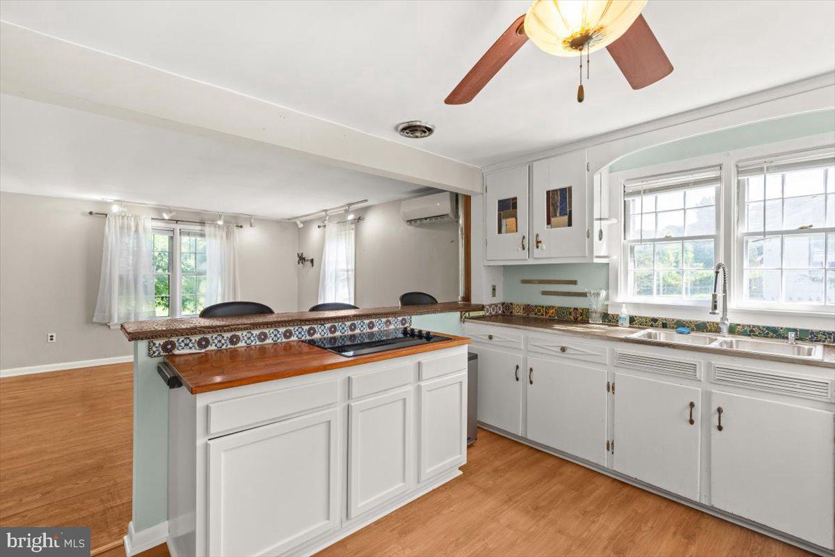 13118 FURNACE MOUNTAIN RD, LOVETTSVILLE, Virginia 20180, 3 Bedrooms Bedrooms, ,2 BathroomsBathrooms,Residential,For sale,13118 FURNACE MOUNTAIN RD,VALO2103612 MLS # VALO2103612