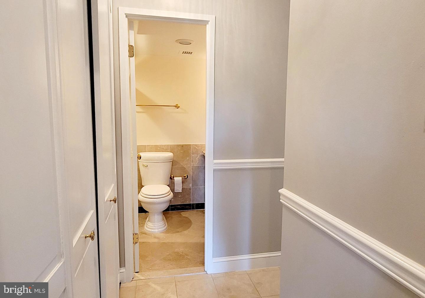 205 YOAKUM PKWY #916, ALEXANDRIA, Virginia 22304, 1 Bedroom Bedrooms, ,1 BathroomBathrooms,Residential,For sale,205 YOAKUM PKWY #916,VAAX2048098 MLS # VAAX2048098