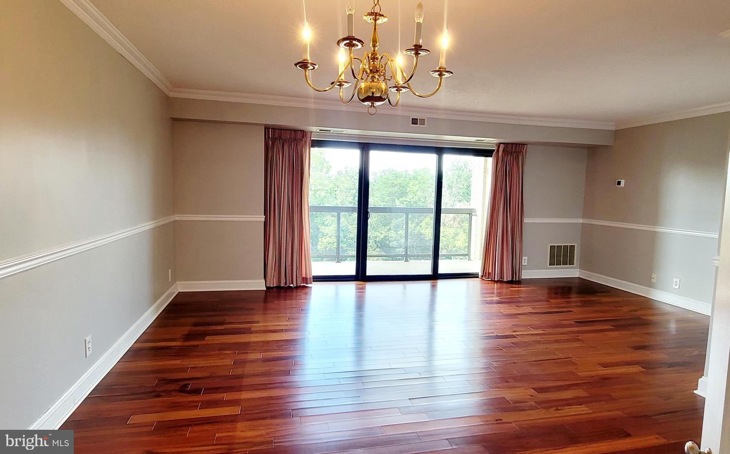 205 YOAKUM PKWY #916, ALEXANDRIA, Virginia 22304, 1 Bedroom Bedrooms, ,1 BathroomBathrooms,Residential,For sale,205 YOAKUM PKWY #916,VAAX2048098 MLS # VAAX2048098