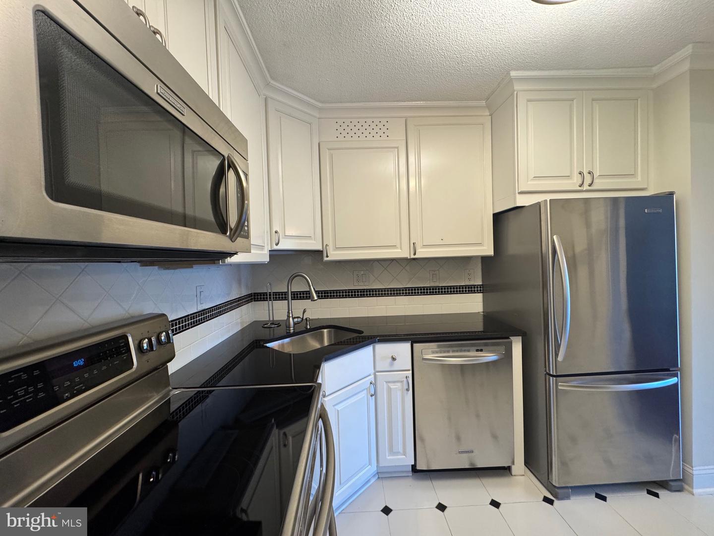 205 YOAKUM PKWY #916, ALEXANDRIA, Virginia 22304, 1 Bedroom Bedrooms, ,1 BathroomBathrooms,Residential,For sale,205 YOAKUM PKWY #916,VAAX2048098 MLS # VAAX2048098
