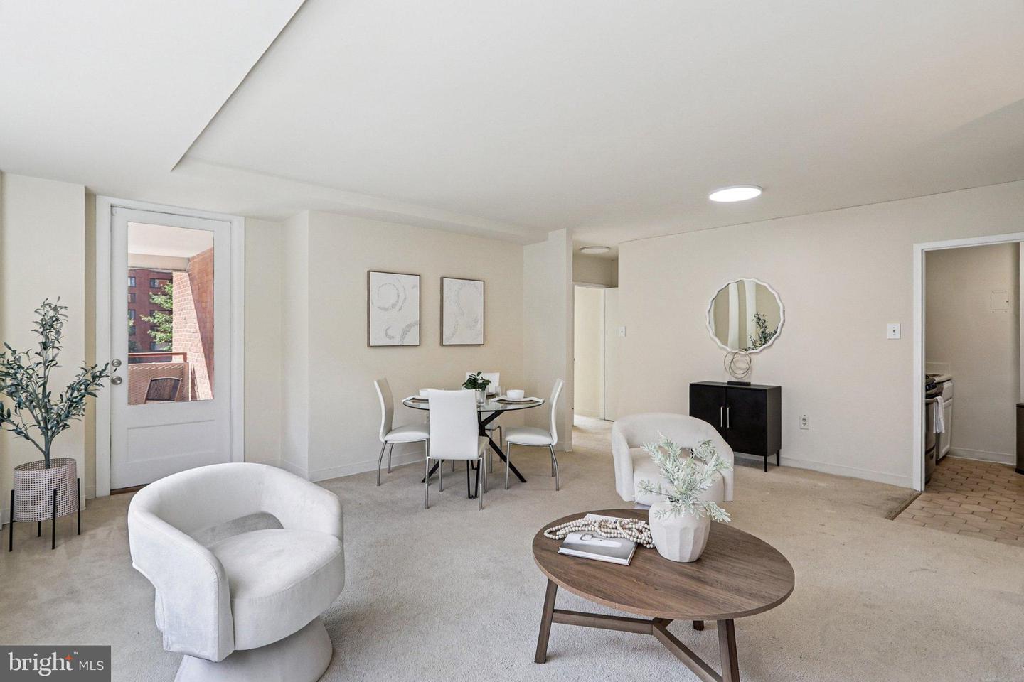 1111 ARLINGTON BLVD #431, ARLINGTON, Virginia 22209, 2 Bedrooms Bedrooms, ,1 BathroomBathrooms,Residential,For sale,1111 ARLINGTON BLVD #431,VAAR2061686 MLS # VAAR2061686