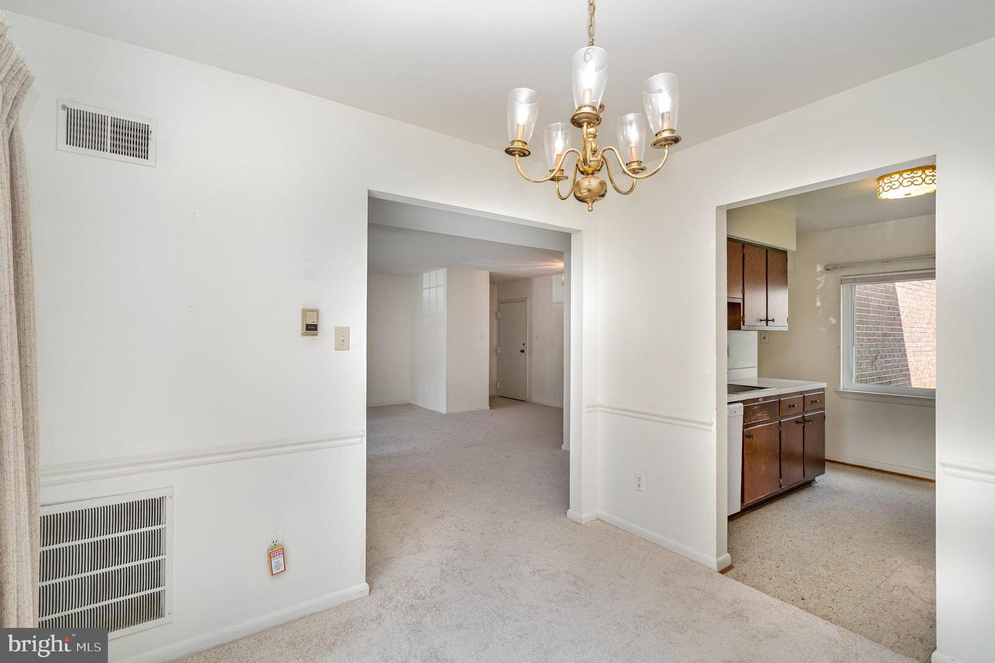10625 PROVINCIAL DR, MANASSAS, Virginia 20109, 1 Bedroom Bedrooms, ,1 BathroomBathrooms,Residential,For sale,10625 PROVINCIAL DR,VAPW2100492 MLS # VAPW2100492