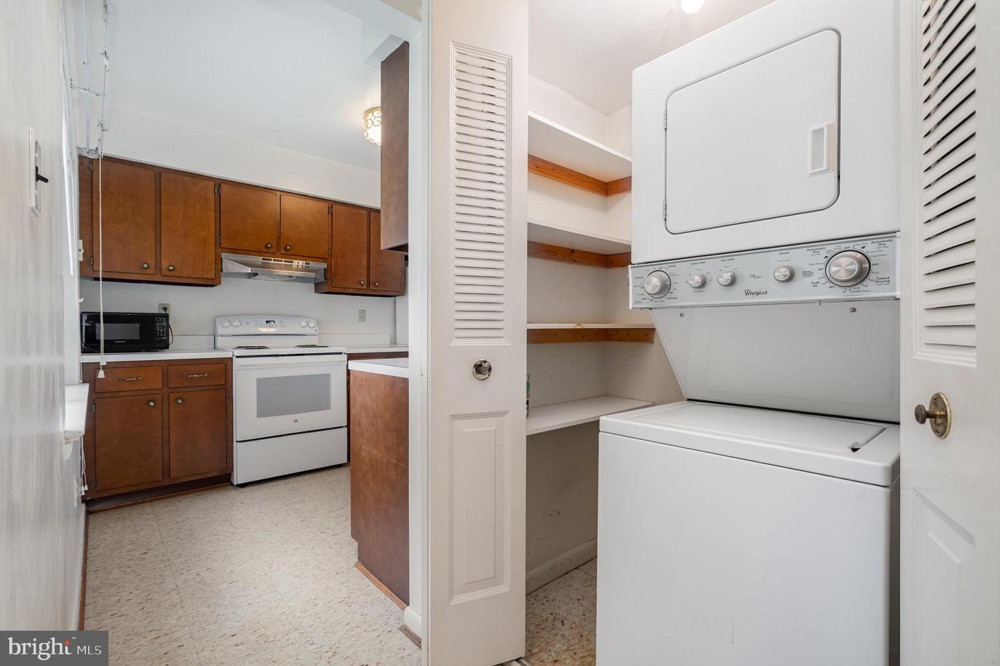 10625 PROVINCIAL DR, MANASSAS, Virginia 20109, 1 Bedroom Bedrooms, ,1 BathroomBathrooms,Residential,For sale,10625 PROVINCIAL DR,VAPW2100492 MLS # VAPW2100492