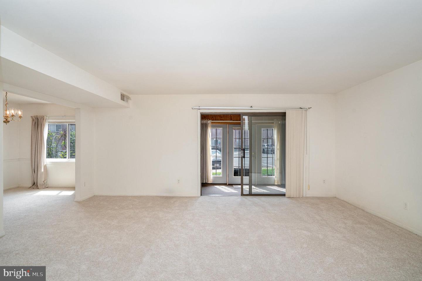 10625 PROVINCIAL DR, MANASSAS, Virginia 20109, 1 Bedroom Bedrooms, ,1 BathroomBathrooms,Residential,For sale,10625 PROVINCIAL DR,VAPW2100492 MLS # VAPW2100492