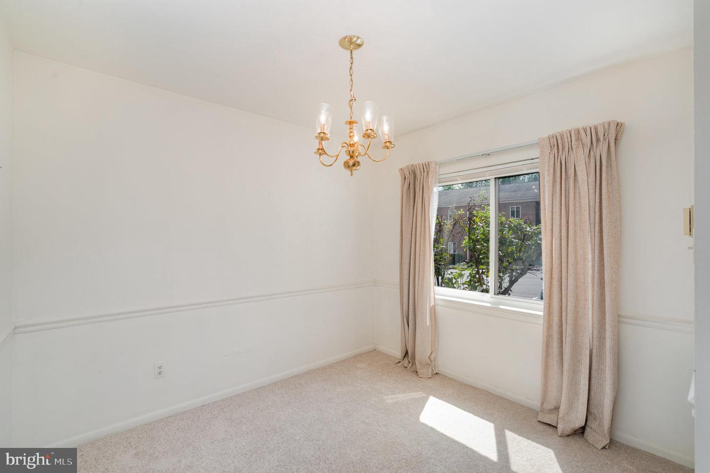 10625 PROVINCIAL DR, MANASSAS, Virginia 20109, 1 Bedroom Bedrooms, ,1 BathroomBathrooms,Residential,For sale,10625 PROVINCIAL DR,VAPW2100492 MLS # VAPW2100492