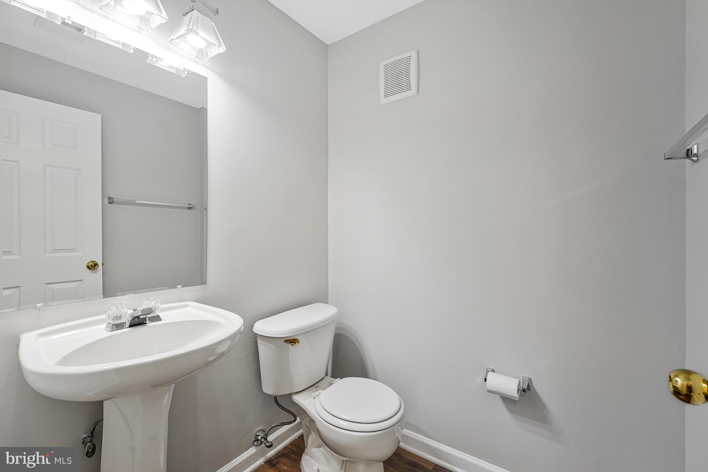42291 ONYX TER, ALDIE, Virginia 20105, 3 Bedrooms Bedrooms, ,2 BathroomsBathrooms,Residential,For sale,42291 ONYX TER,VALO2103578 MLS # VALO2103578