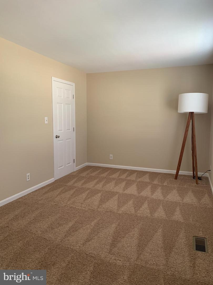 105 POWHATAN CT POWHATAN CT #109, STAFFORD, Virginia 22556, 3 Bedrooms Bedrooms, 8 Rooms Rooms,1 BathroomBathrooms,Residential,For sale,105 POWHATAN CT POWHATAN CT #109,VAST2041398 MLS # VAST2041398