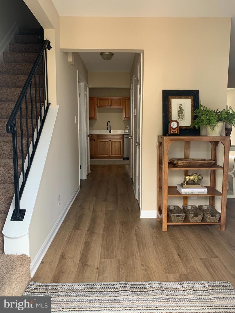 105 POWHATAN CT POWHATAN CT #109, STAFFORD, Virginia 22556, 3 Bedrooms Bedrooms, 8 Rooms Rooms,1 BathroomBathrooms,Residential,For sale,105 POWHATAN CT POWHATAN CT #109,VAST2041398 MLS # VAST2041398