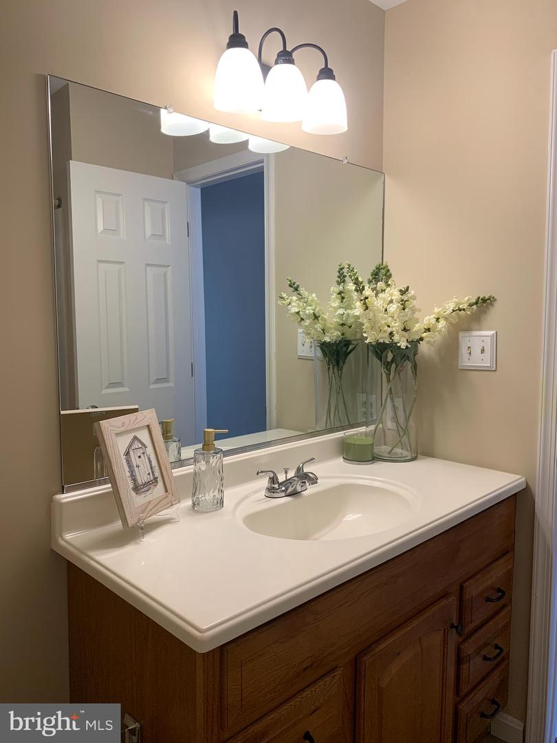 105 POWHATAN CT POWHATAN CT #109, STAFFORD, Virginia 22556, 3 Bedrooms Bedrooms, 8 Rooms Rooms,1 BathroomBathrooms,Residential,For sale,105 POWHATAN CT POWHATAN CT #109,VAST2041398 MLS # VAST2041398