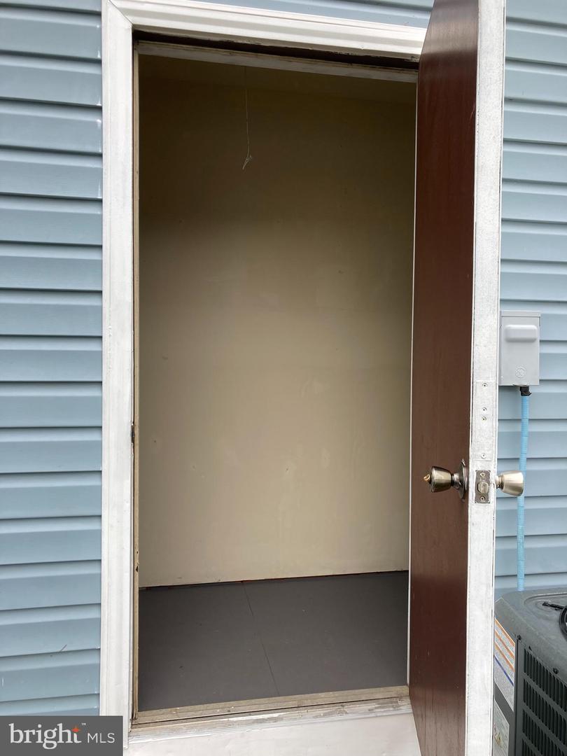 105 POWHATAN CT POWHATAN CT #109, STAFFORD, Virginia 22556, 3 Bedrooms Bedrooms, 8 Rooms Rooms,1 BathroomBathrooms,Residential,For sale,105 POWHATAN CT POWHATAN CT #109,VAST2041398 MLS # VAST2041398