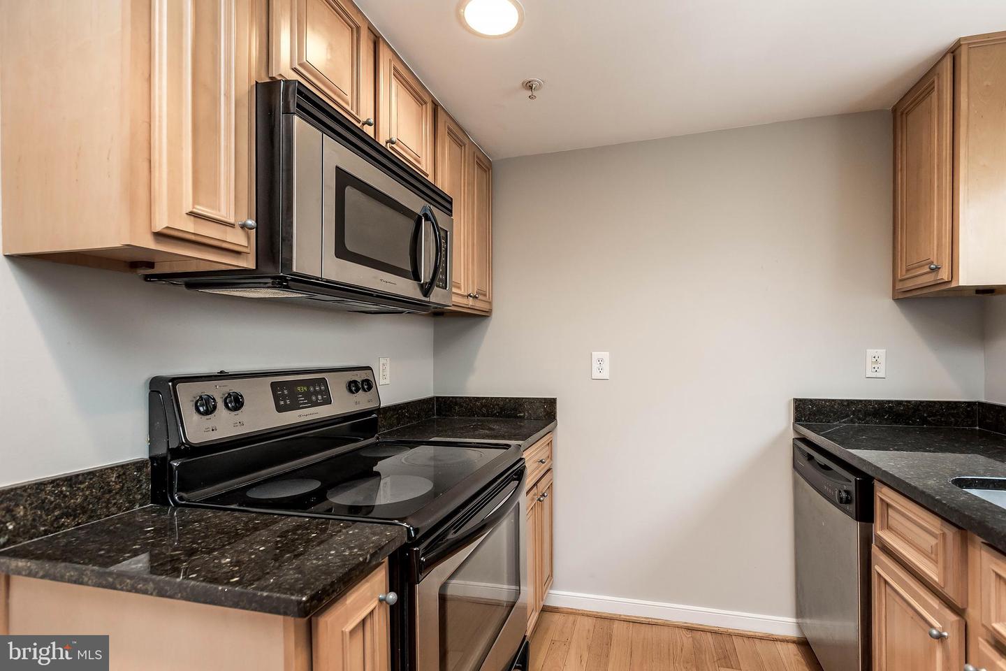 608 JEFFERSON ST NW #302, WASHINGTON, District Of Columbia 20011, 2 Bedrooms Bedrooms, ,1 BathroomBathrooms,Residential,For sale,608 JEFFERSON ST NW #302,DCDC2213290 MLS # DCDC2213290