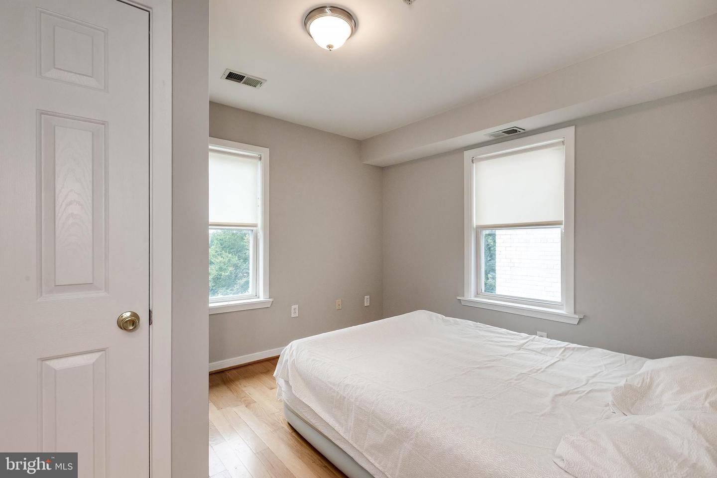 608 JEFFERSON ST NW #302, WASHINGTON, District Of Columbia 20011, 2 Bedrooms Bedrooms, ,1 BathroomBathrooms,Residential,For sale,608 JEFFERSON ST NW #302,DCDC2213290 MLS # DCDC2213290
