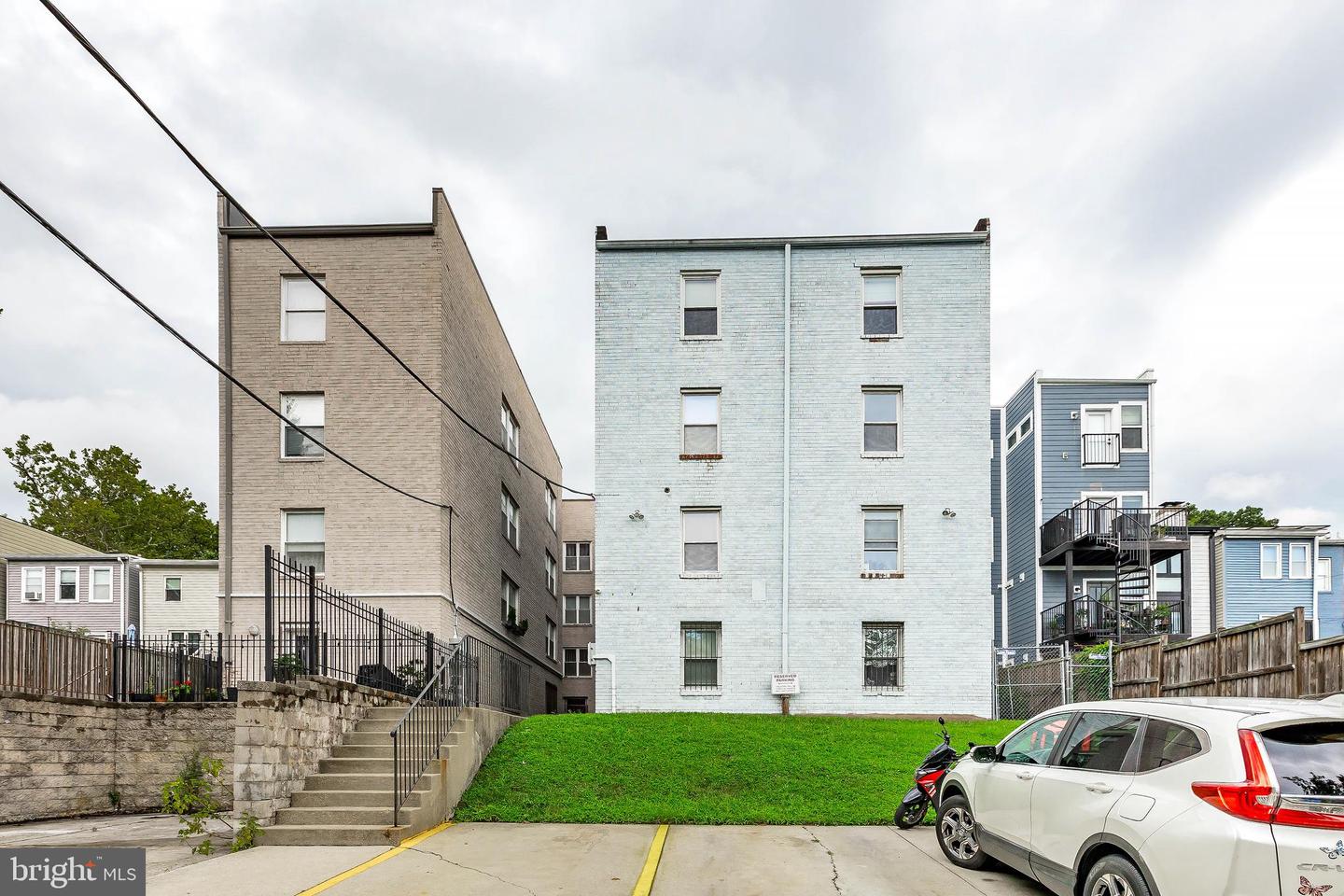 608 JEFFERSON ST NW #302, WASHINGTON, District Of Columbia 20011, 2 Bedrooms Bedrooms, ,1 BathroomBathrooms,Residential,For sale,608 JEFFERSON ST NW #302,DCDC2213290 MLS # DCDC2213290