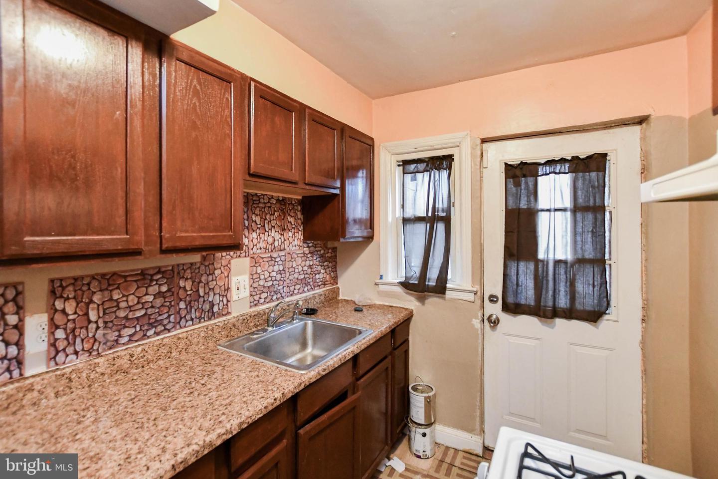 3737 HORNER PL SE, WASHINGTON, District Of Columbia 20032, 3 Bedrooms Bedrooms, ,2 BathroomsBathrooms,Residential,For sale,3737 HORNER PL SE,DCDC2213322 MLS # DCDC2213322