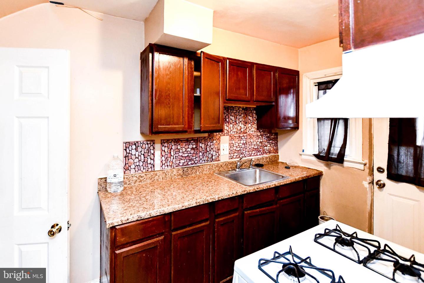 3737 HORNER PL SE, WASHINGTON, District Of Columbia 20032, 3 Bedrooms Bedrooms, ,2 BathroomsBathrooms,Residential,For sale,3737 HORNER PL SE,DCDC2213322 MLS # DCDC2213322