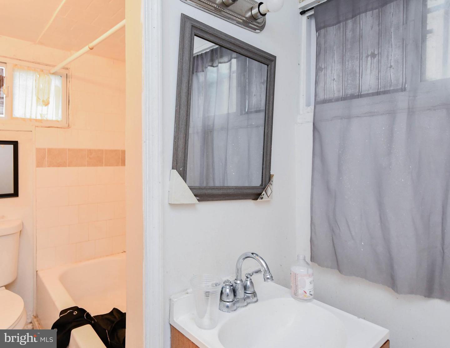 3737 HORNER PL SE, WASHINGTON, District Of Columbia 20032, 3 Bedrooms Bedrooms, ,2 BathroomsBathrooms,Residential,For sale,3737 HORNER PL SE,DCDC2213322 MLS # DCDC2213322
