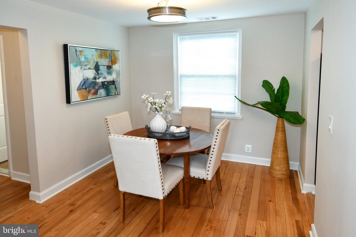 4437 S 36TH ST S #B1, ARLINGTON, Virginia 22206, 1 Bedroom Bedrooms, 4 Rooms Rooms,1 BathroomBathrooms,Residential,For sale,4437 S 36TH ST S #B1,VAAR2061750 MLS # VAAR2061750
