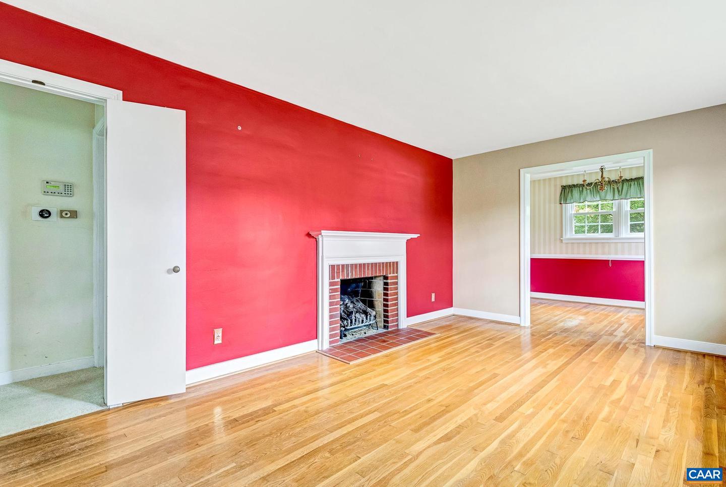 8728 HOLLY HILL RD, HENRICO, Virginia 23229, 3 Bedrooms Bedrooms, ,1 BathroomBathrooms,Residential,For sale,8728 HOLLY HILL RD,667344 MLS # 667344