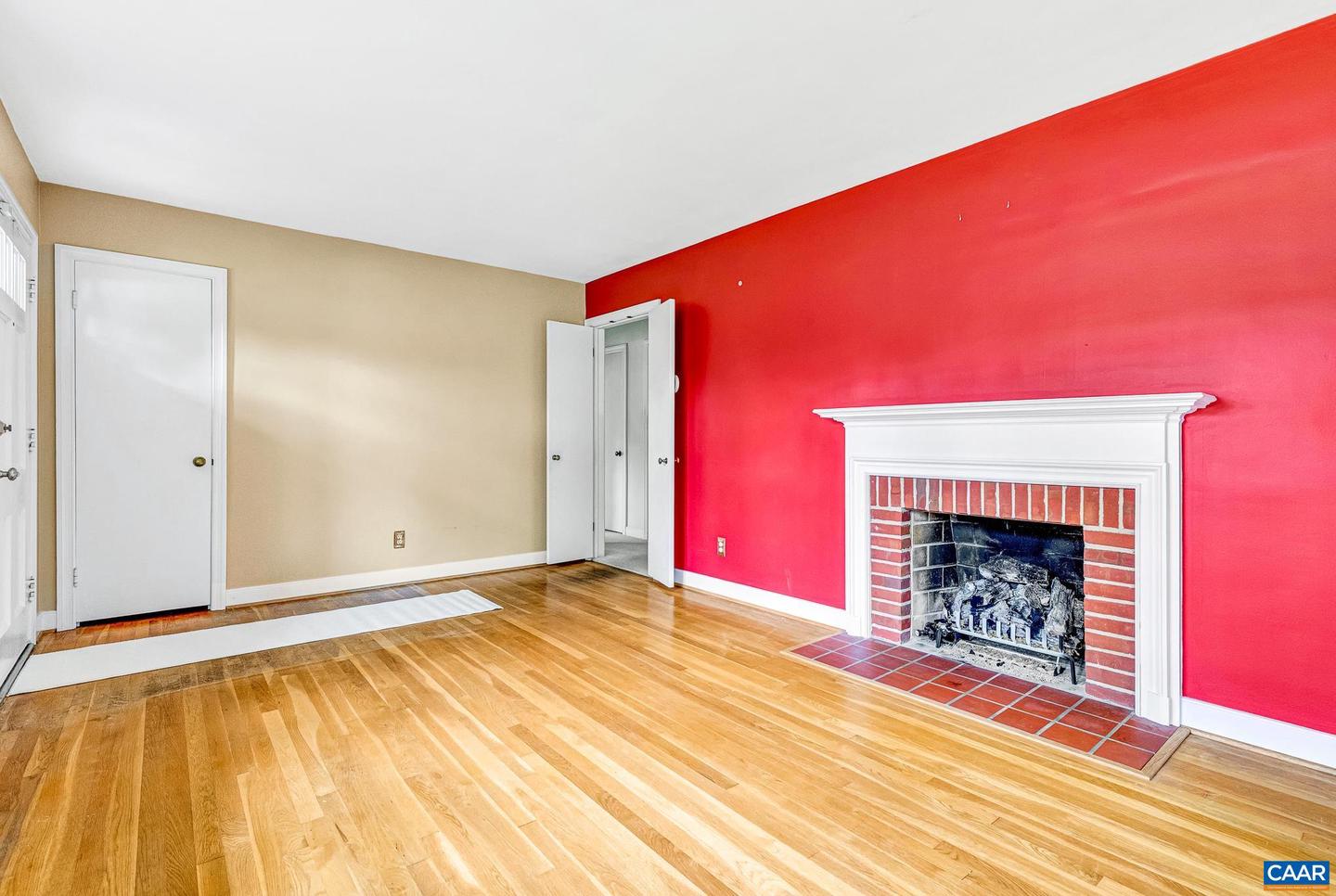 8728 HOLLY HILL RD, HENRICO, Virginia 23229, 3 Bedrooms Bedrooms, ,1 BathroomBathrooms,Residential,For sale,8728 HOLLY HILL RD,667344 MLS # 667344