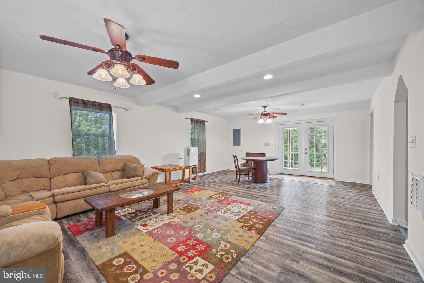 354 MULBERRY LN, MOUNT JACKSON, Virginia 22842, 4 Bedrooms Bedrooms, ,2 BathroomsBathrooms,Residential,For sale,354 MULBERRY LN,VASH2012142 MLS # VASH2012142