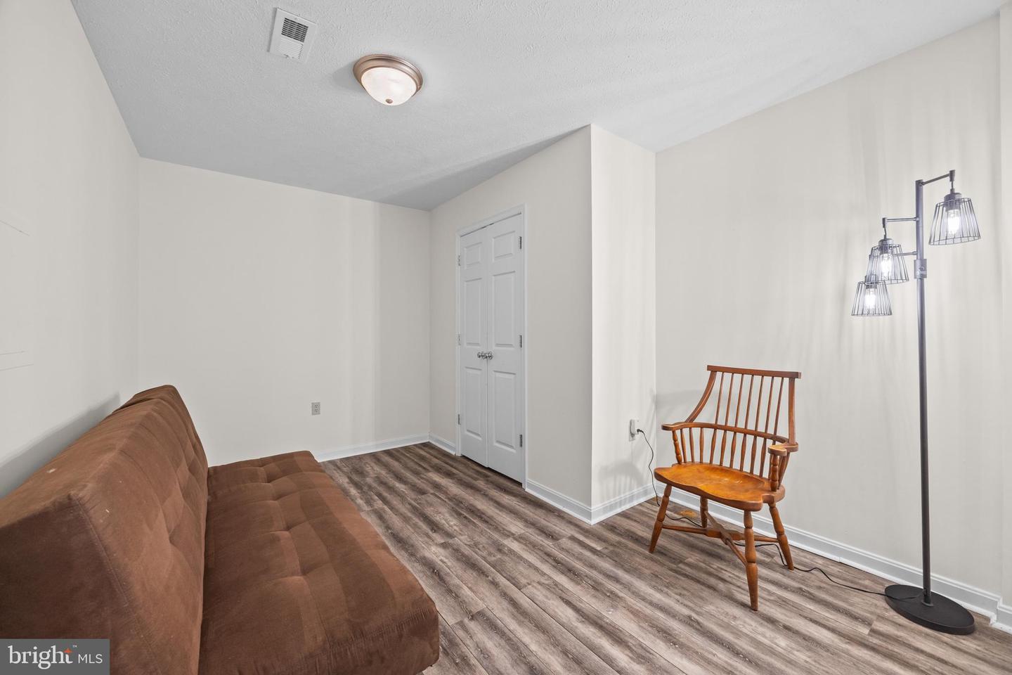 354 MULBERRY LN, MOUNT JACKSON, Virginia 22842, 4 Bedrooms Bedrooms, ,2 BathroomsBathrooms,Residential,For sale,354 MULBERRY LN,VASH2012142 MLS # VASH2012142